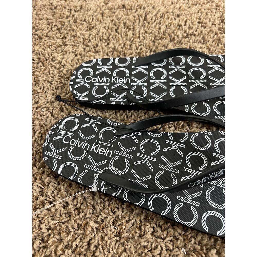 Calvin Klein Logo Flip Flops Black White Thong Sandals Women Size 9-10 Monogram - Picture 7 of 8
